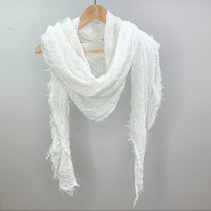 forever 21 // white crinkle scarf